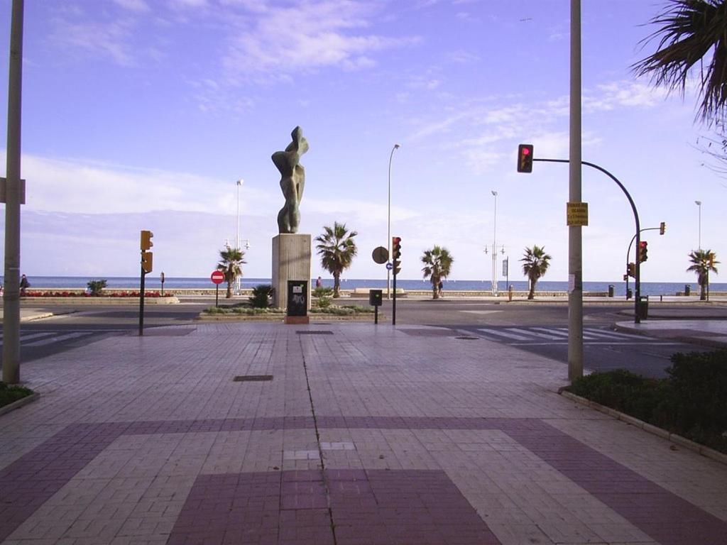 Apartamento Huelin, A 5 Minutos A Pie De La Playa 马拉加 外观 照片