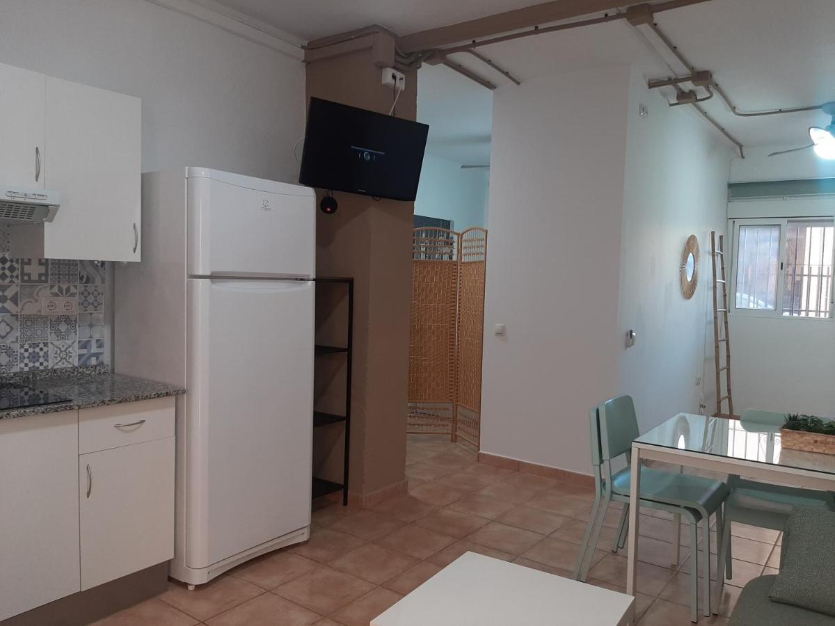 Apartamento Huelin, A 5 Minutos A Pie De La Playa 马拉加 外观 照片