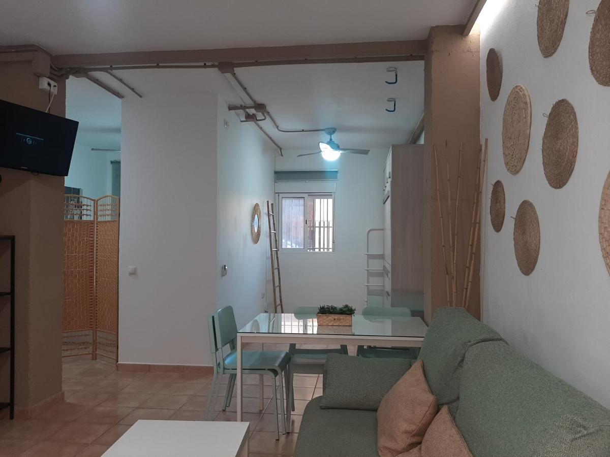 Apartamento Huelin, A 5 Minutos A Pie De La Playa 马拉加 外观 照片